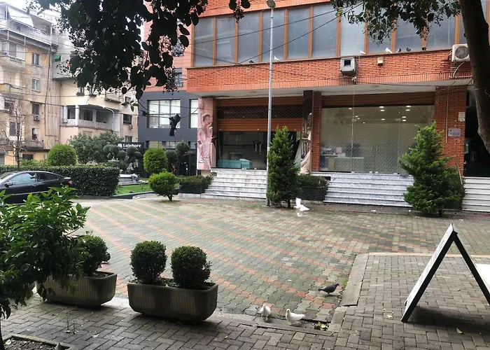 Center Luxury * Tirana
